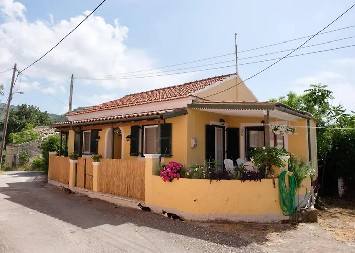 Zervou House North Corfu Loútsai