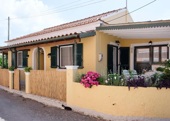 Zervou House North Corfu Loútsai