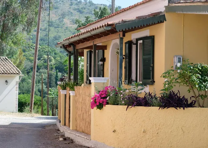 Zervou House North Corfu בית נופש